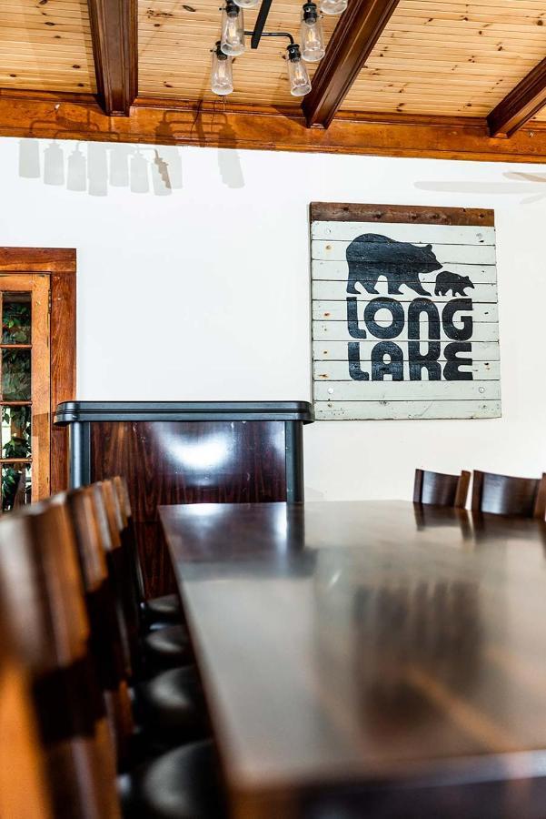 The Long View Lodge Long Lake Buitenkant foto